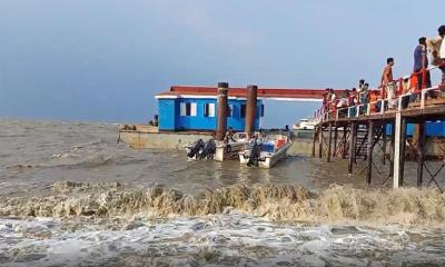 Nijhum Dwip submerged, Hatia disconnected from mainland