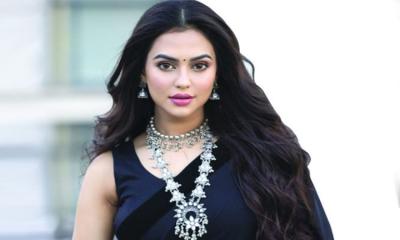 Actress Nusrat Faria detained at Dhaka airport