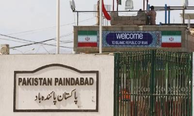 Pakistan temporarily closes border with Iran amid regional tensions