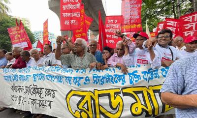 Road march to ‍‍`protect port and resist corridor‍‍` heads to Chattogram after Feni rally
