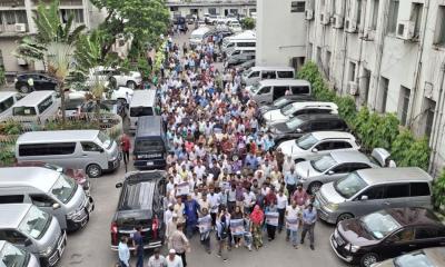 Secretariat employees hold procession and sit-in, plan outreach campaign