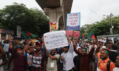 Protesters block Shahbagh to press home ‘July Charter’ implementation