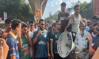 BUET students block Shahbagh intersection over 3 demands