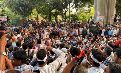 Teachers begin long march toward secretariat over unmet demands