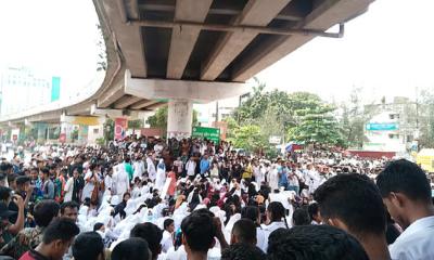 Technical students lift roadblock at Satrastha junction, continue sit-in