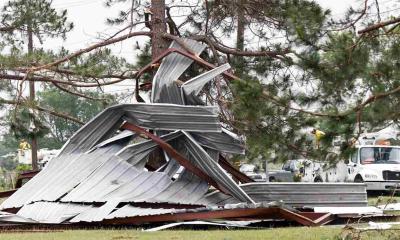 Tornadoes kill two, damage homes in north Texas