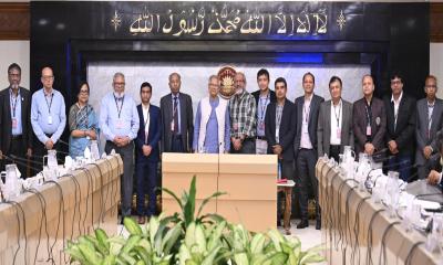 Chief Adviser holds emergency meeting on earthquake preparedness