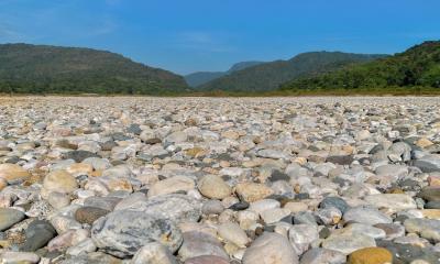 5 arrested over stone looting in Sylhet’s Bholaganj