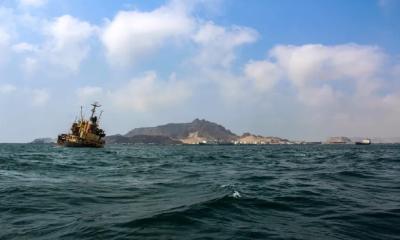 Over 60 migrants die after boat capsizes off Yemen coast