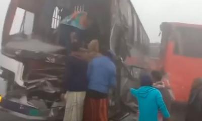 Foggy chaos: Six-vehicle pileup on Rangpur-Dhaka highway, 15 injured