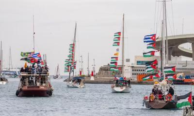 Gaza flotilla organisers say surrounded by Israeli ‍‍`military boats‍‍`