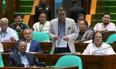 Govt to recruit 100,000 health workers: Health Minister