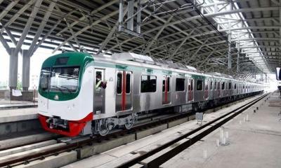 Metrorail authorities to charge Tk 100 for entering stations without journey purpose