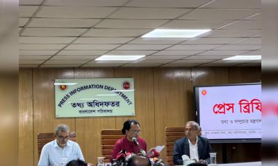 Court to decide Awami League’s fate as ban remains: adviser