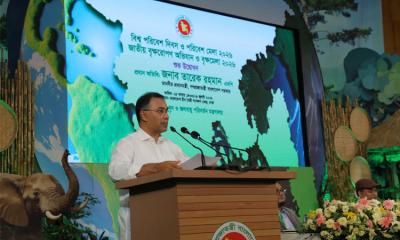 PM urges countrymen to make tree planting a daily habit