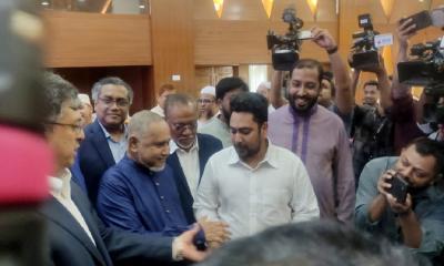 Jamaat softens stance after chief adviser’s phone call
