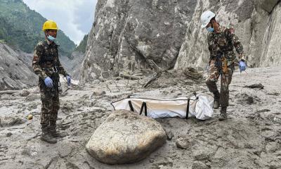 More than 1,000 dead from catastrophic Nepal-China floods