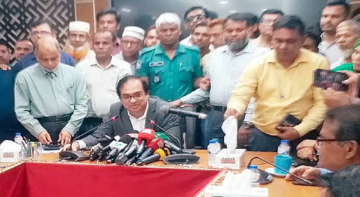 Secretariat protests halted for a day as demands to be on table tomorrow
