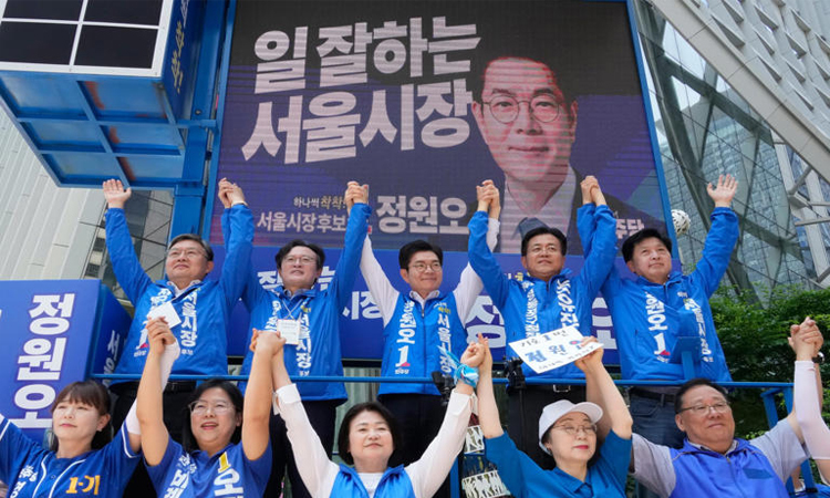 South Korea election dispute sparks mass protests over ballot shortage