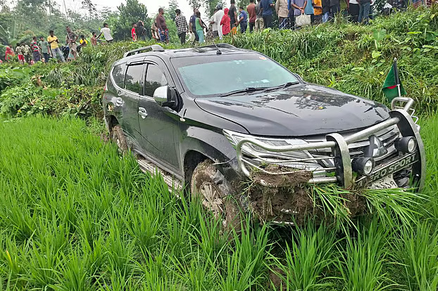 Woman injured in state minister’s car accident dies
