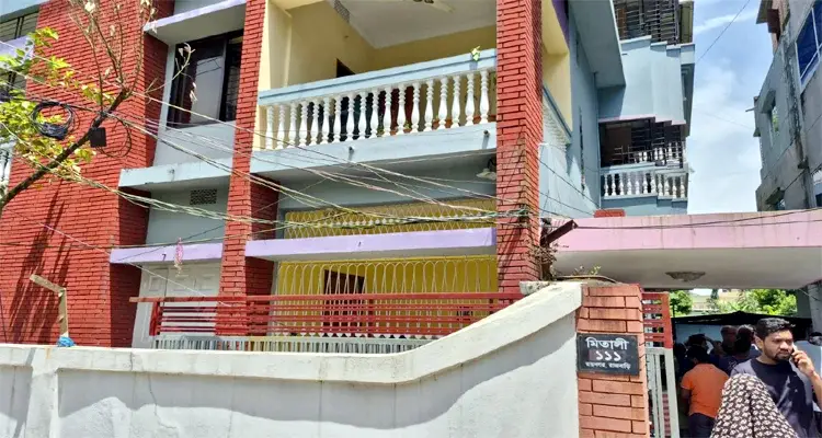 Three throat-slit bodies found at home in Sylhet