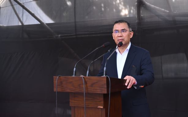 Tarique Rahman seeks ‍‍`dowa‍‍` for his mother as millions join funeral