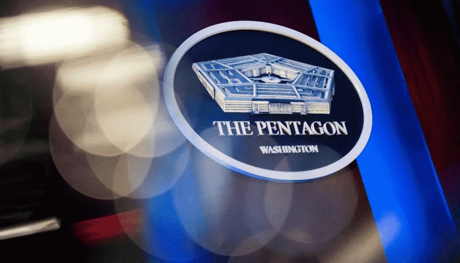 Pentagon signs AI deals with tech firms