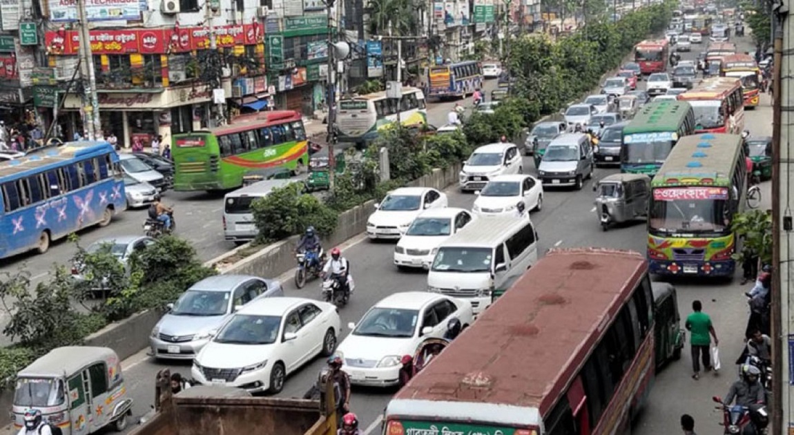 Traffic gridlock around Shahbagh as multiple rallies disrupt city movement