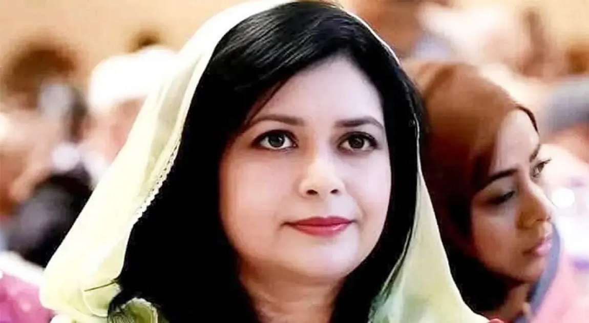 Zubaida Rahman departs for London to celebrate Eid with family