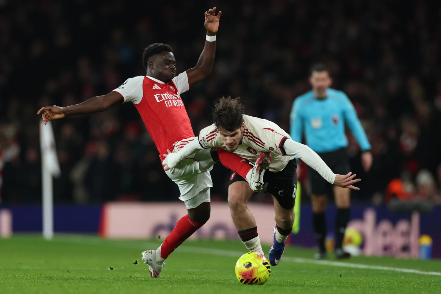 Arsenal held 0-0 by Liverpool to miss chance to pull 8 points clear in Premier League