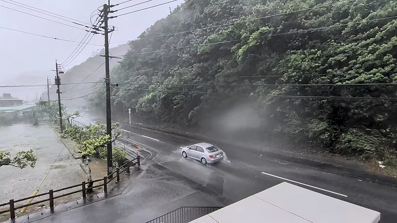 Typhoon Dolphin disrupts flights, triggers mass evacuations in eastern China