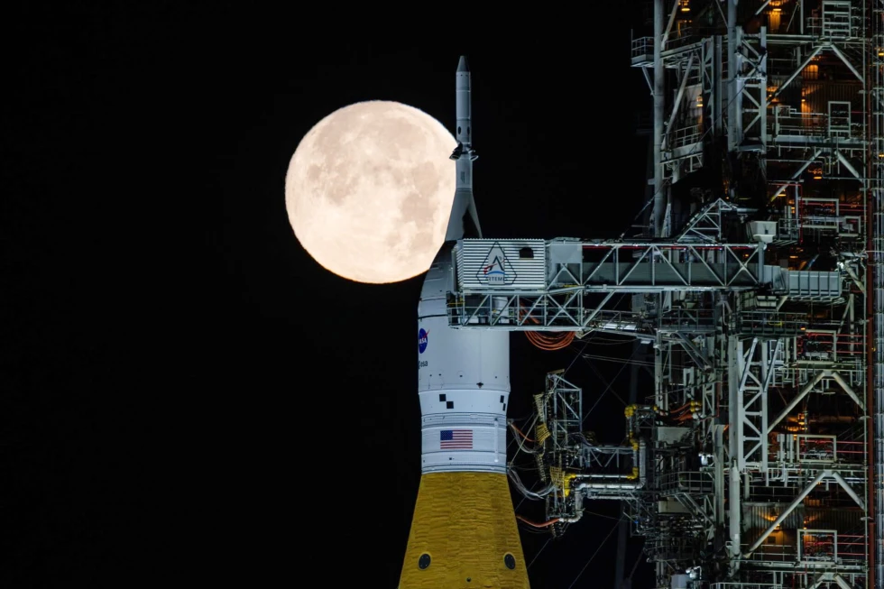 NASA hit by fuel leaks during a practice countdown of the moon rocket that will fly with astronauts