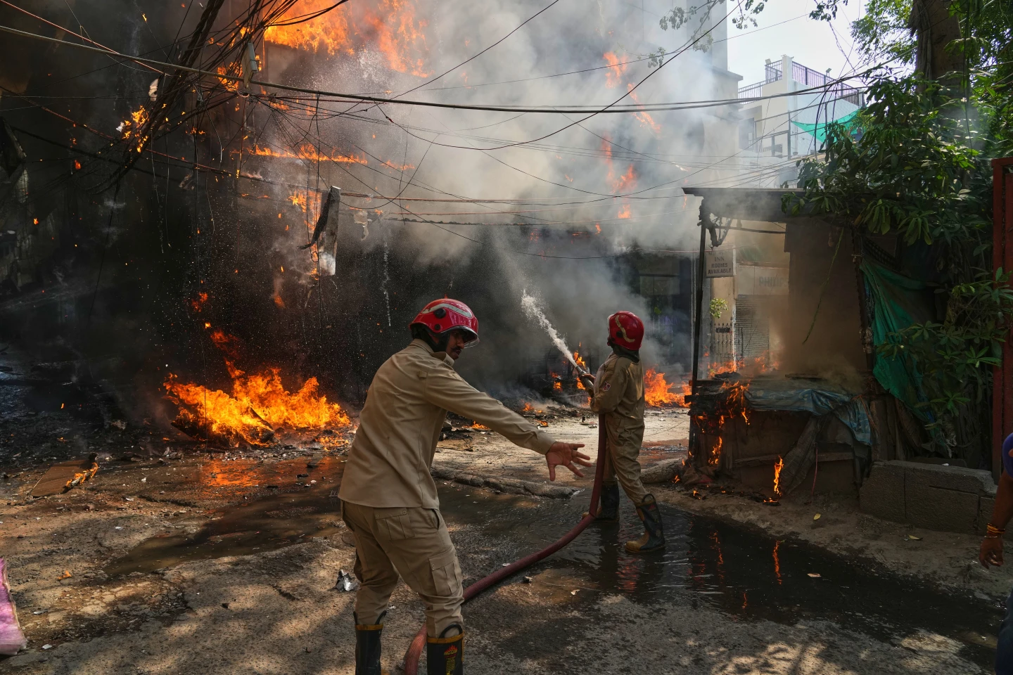 Fire sweeps through a New Delhi building, killing at least 21 people