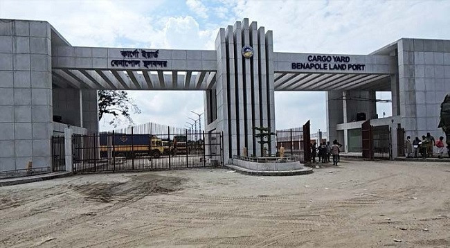 Benapole trade suspended for Dol Purnima