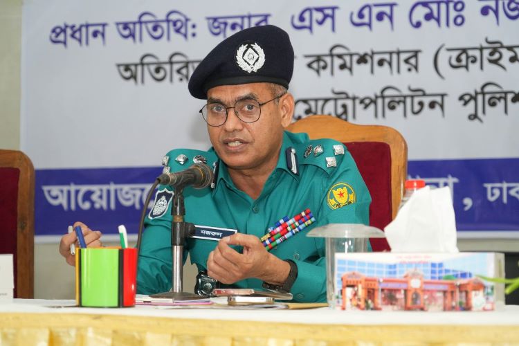 Police is obliged to serve people: Addl Com Nazrul Islam