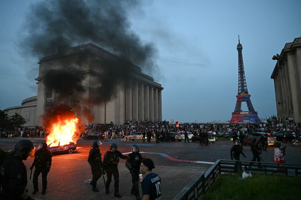 PSG Champions League celebrations lead to mass arrests in Paris