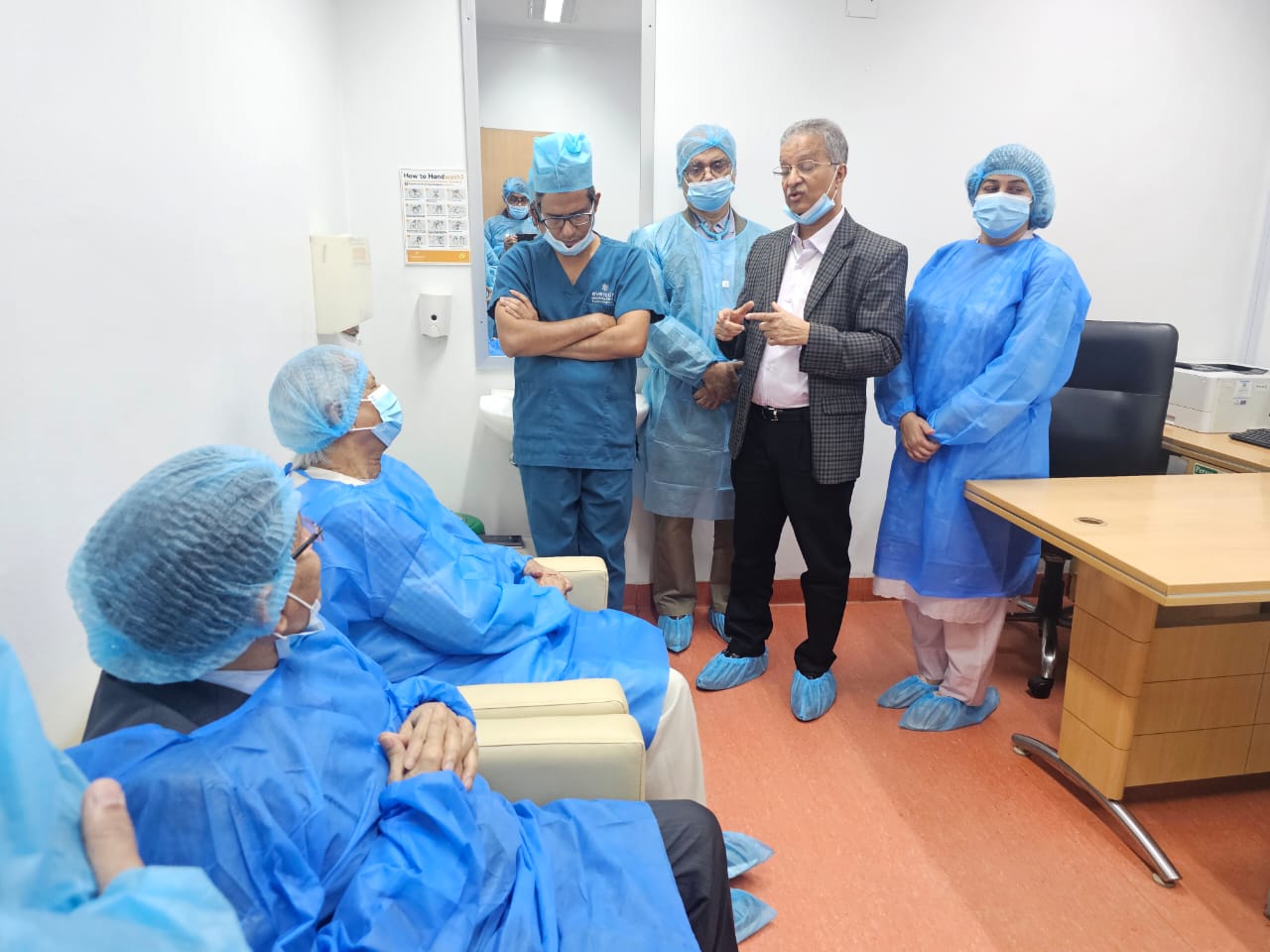 CA Yunus visits Khaleda Zia at Evercare Hospital