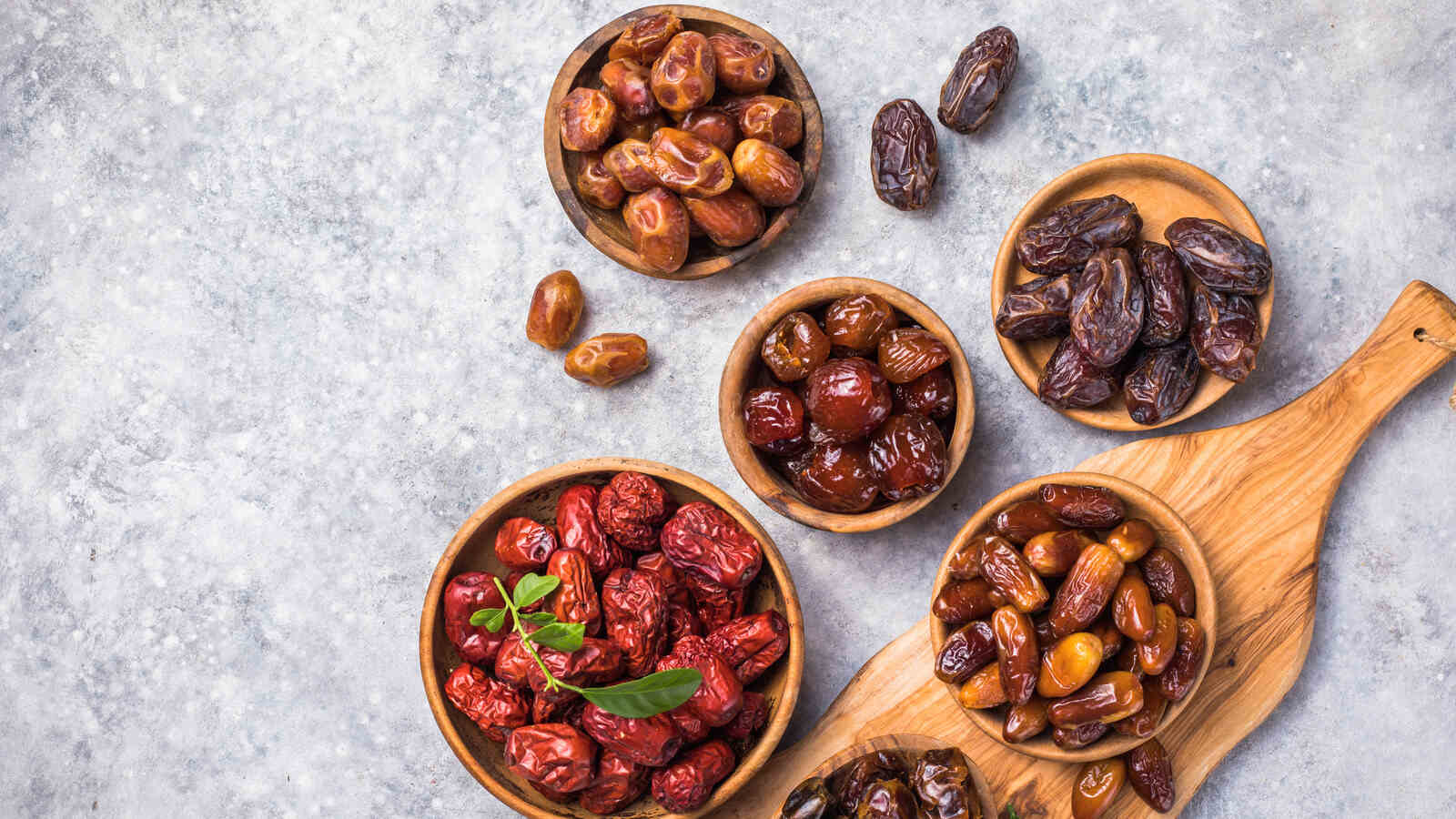 Dates: A sweet source of nutrition and energy – Exploring the top varieties available in Bangladesh