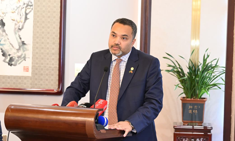 Dhaka, Beijing sign 17 MoUs during PM’s China visit: Mahdi Amin