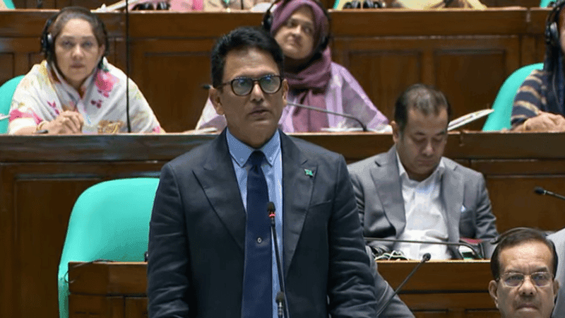 Education minister expresses regret over personal remarks