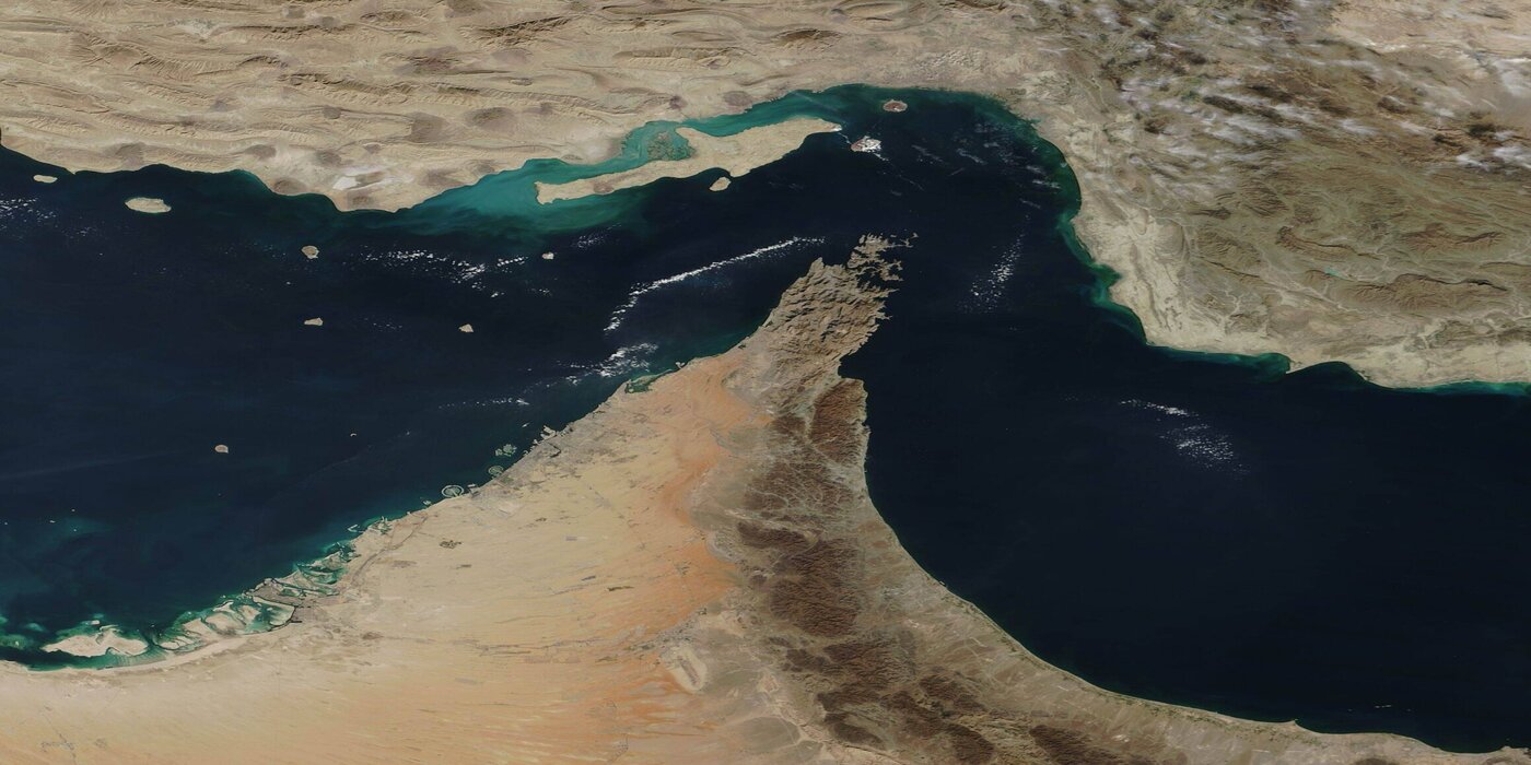 Trump and Iranian foreign minister say Strait of Hormuz is fully open