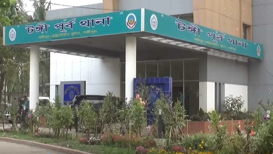 Police attacked during anti-drug drive in Tongi