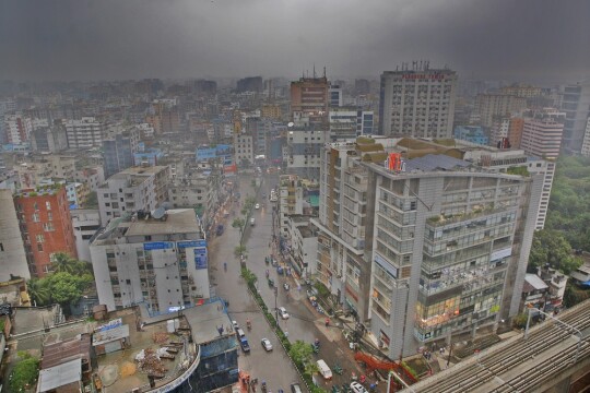 Dhaka turns gray as cyclone Asani triggers rain