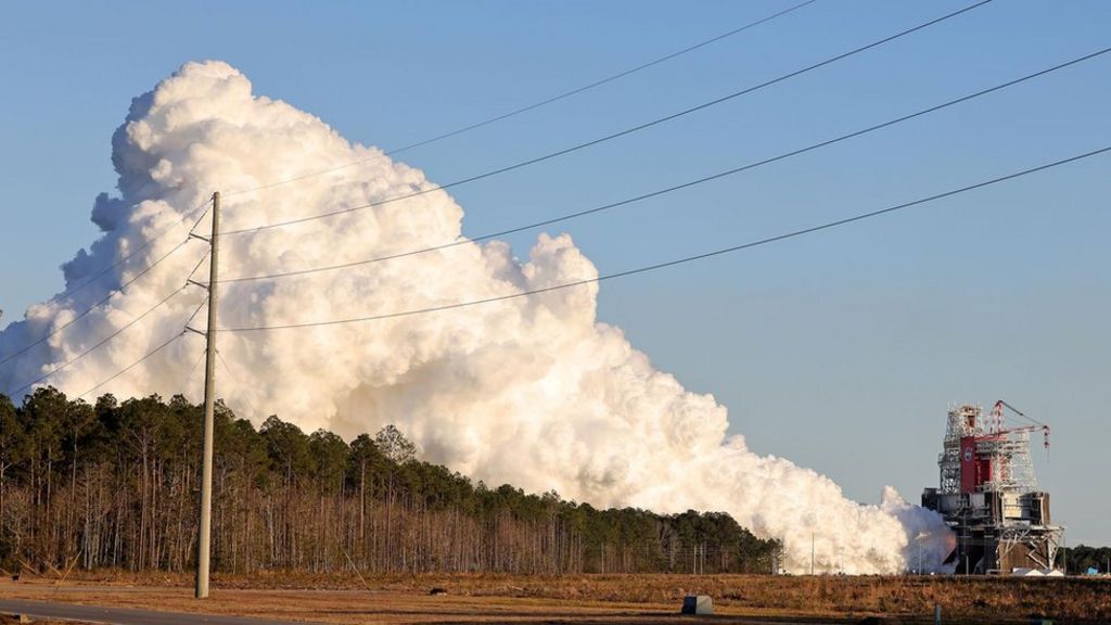 SLS: Successful test for world's most powerful rocket