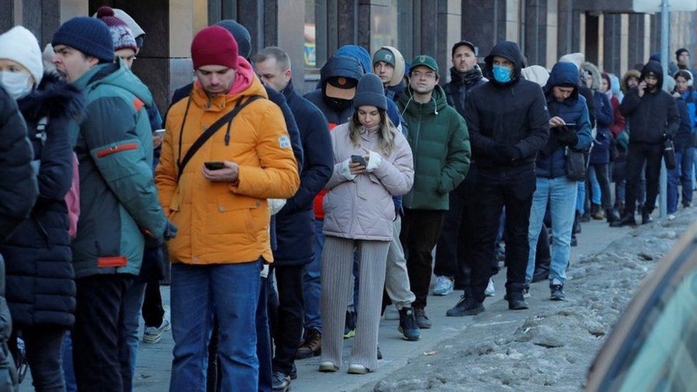 Ukraine conflict: Russia doubles interest rate after rouble slumps