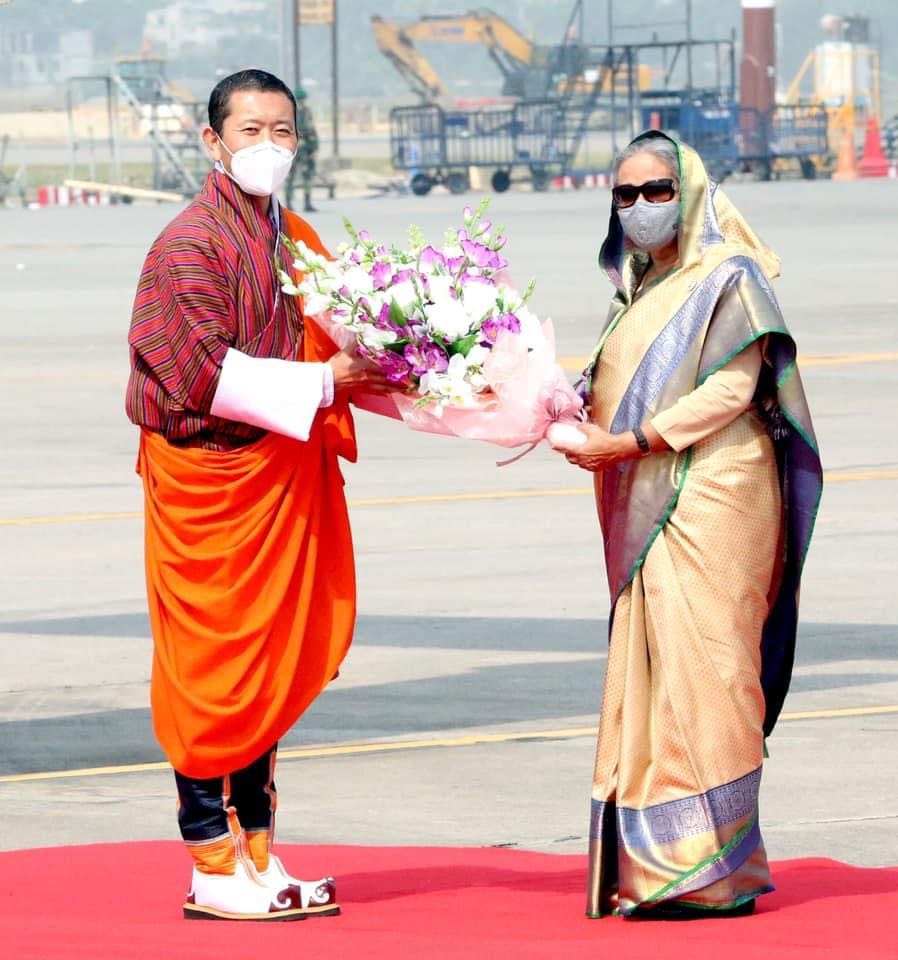 Bhutanese PM Dr Tshering arrives Dhaka