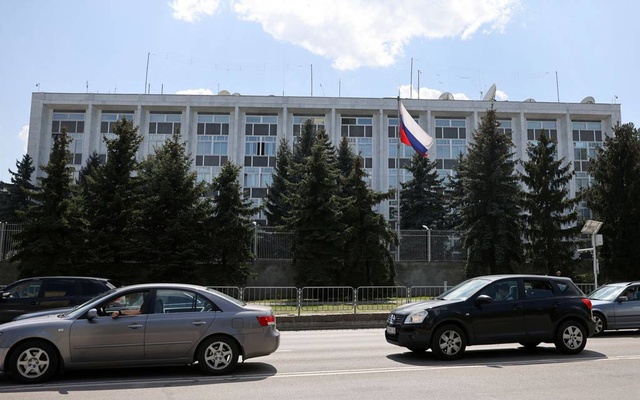 Bulgaria expels 70 Russian diplomatic staff over espionage concerns