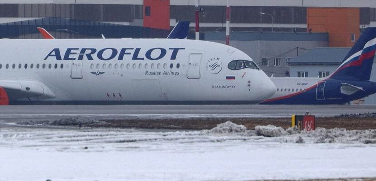 Exclusive: Russia starts stripping jetliners for parts as sanctions bite