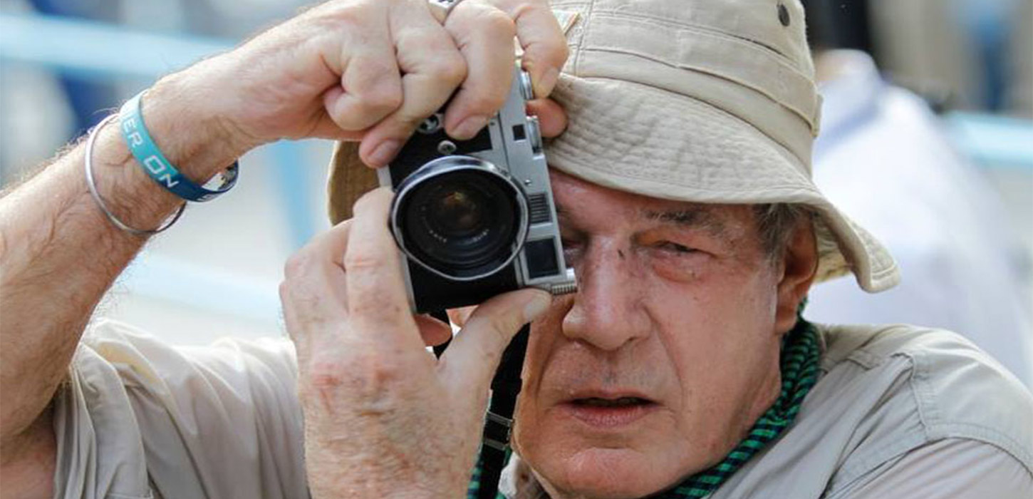 Tributes pour in for late photojournalist Tim Page