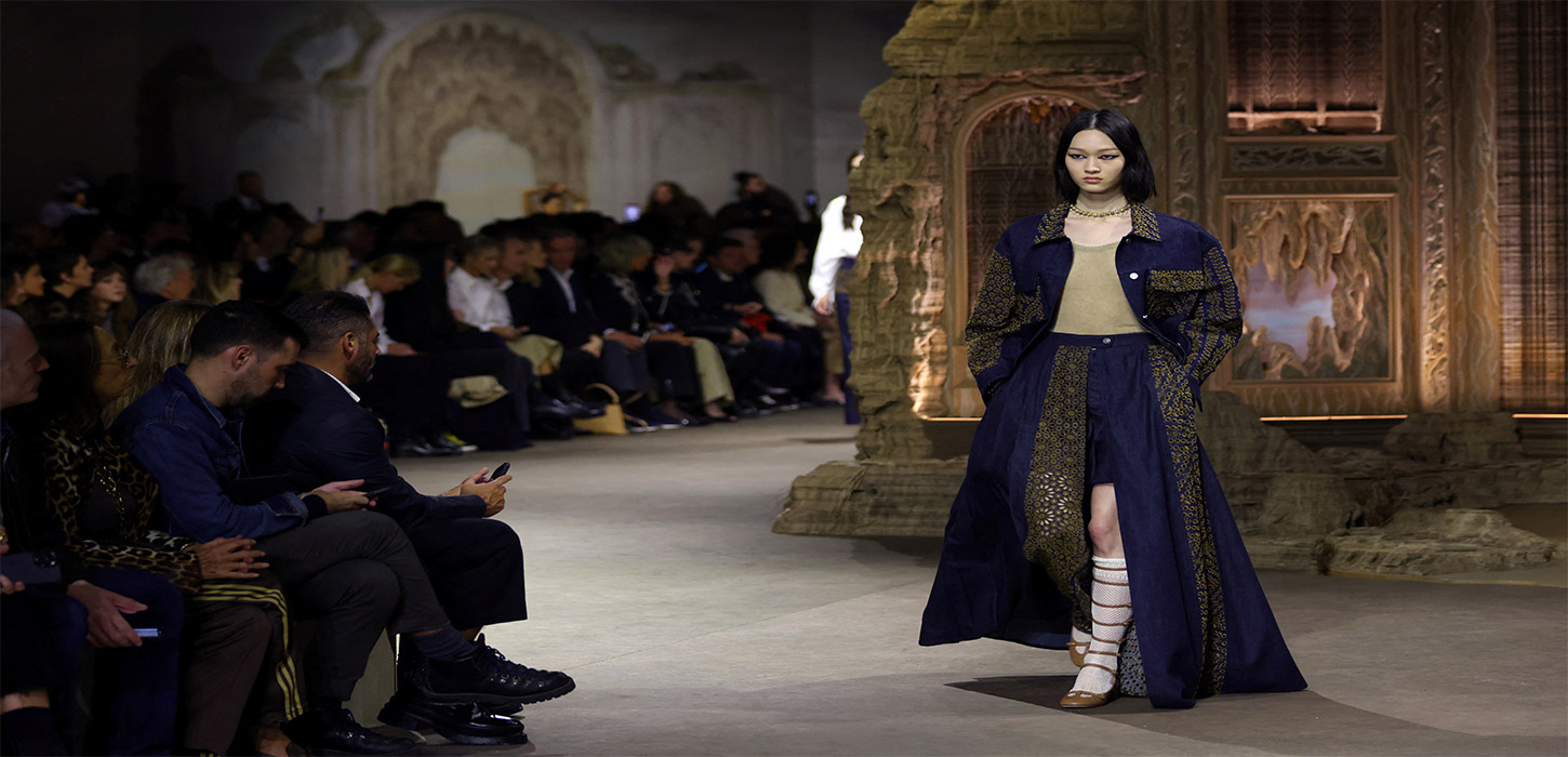 Paris Fashion Week, Dior introduces baroque-inspired collection